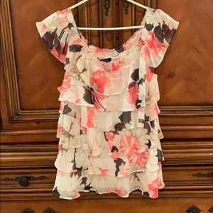 White House black market shirt